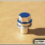Solid One Piece Land Rover Replacement Lug Nuts