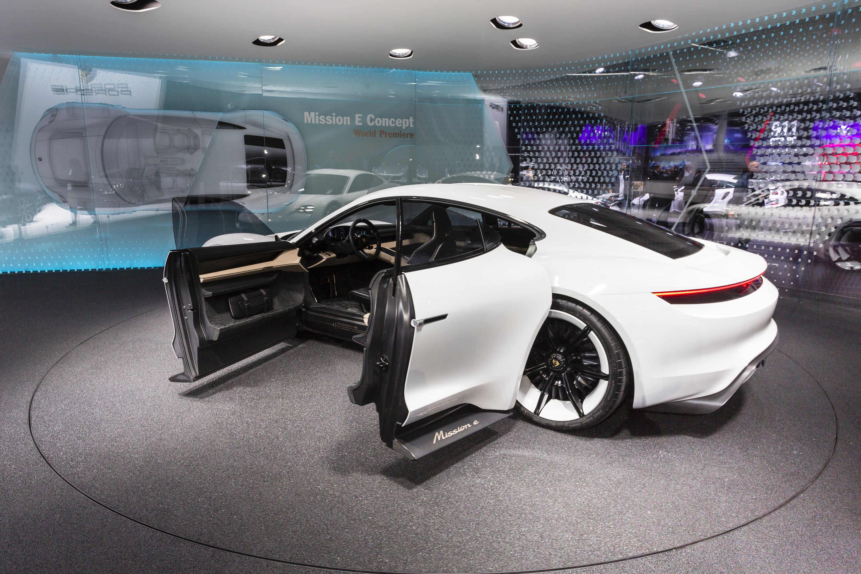 2015 Porsche Mission E Concept